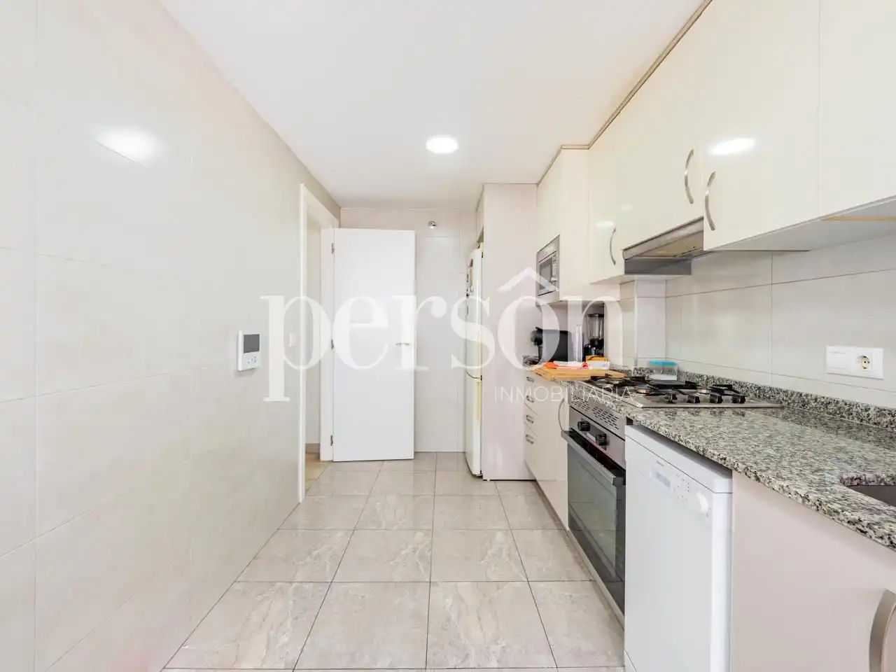 Cocina de Piso en venta en Valencia con Aire acondicionado, Terraza y Amueblado