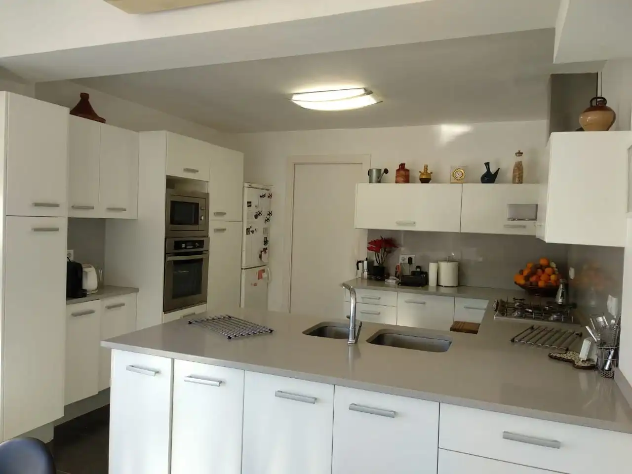 Cocina de Piso en venta en El Port de la Selva con Calefacción, Terraza y Trastero