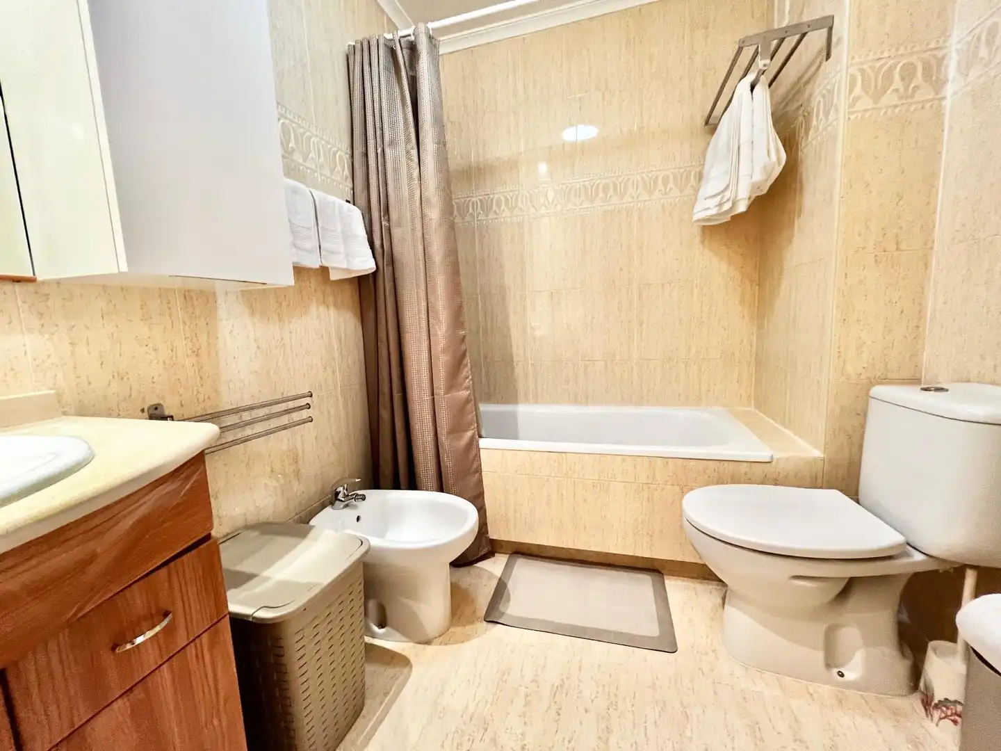 Bathroom of Apartments for rent in La Manga del Mar Menor  with Heating, Terrace and Furnished