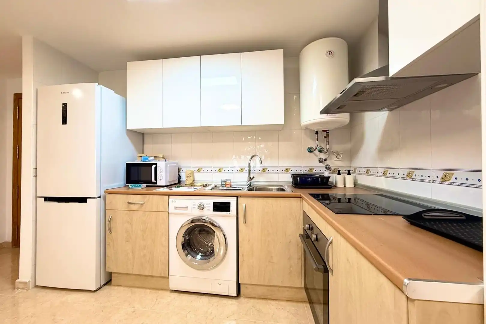 Kitchen of Flat for rent in Almoradí  with Air Conditioner, Heating and Terrace