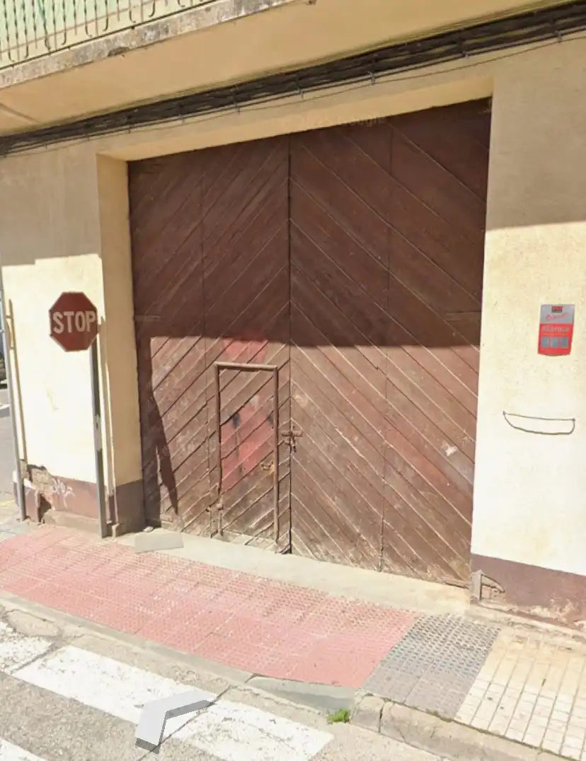 Außenansicht von Geschaftsraum zur Miete in Monzón, Huesca