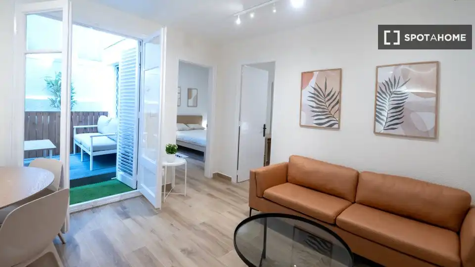 Appartamento con terrazza in affitto a Eixample, imagen 11
