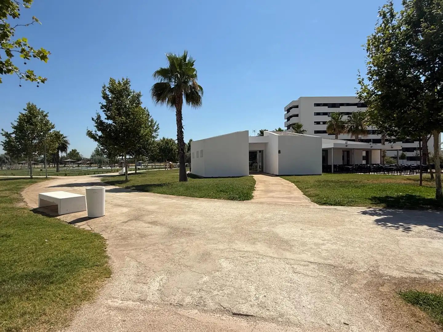 Außenansicht von Wohnung zur Miete in Sevilla mit Klimaanlage