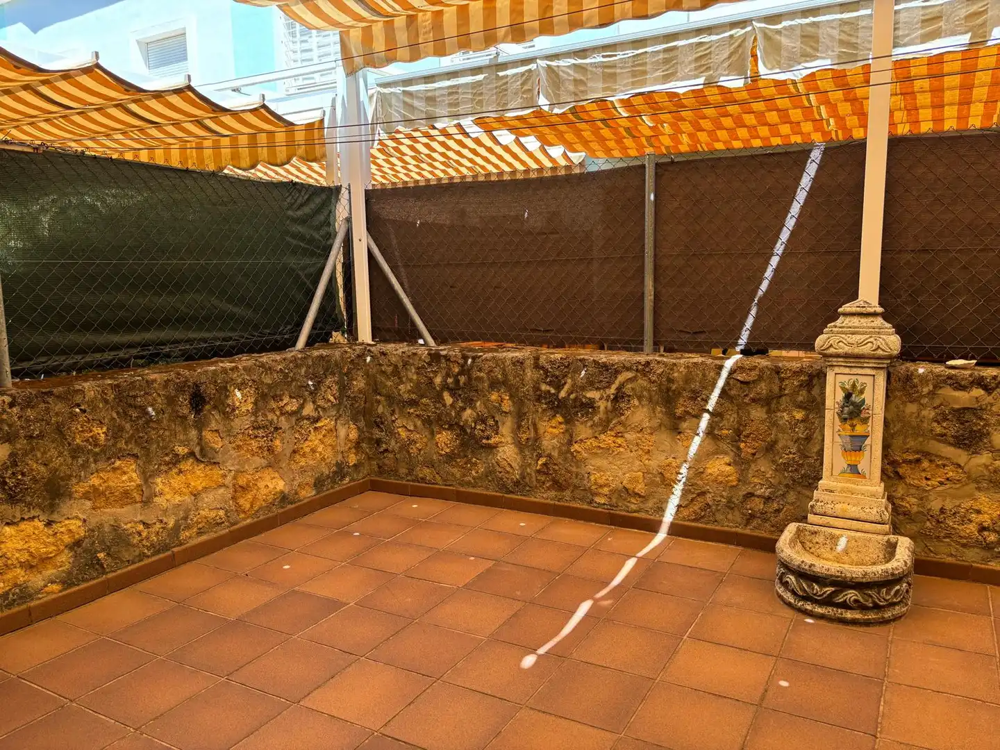 Casa amb terrassa en venda a El Pasaje Amaranto, imagen 3