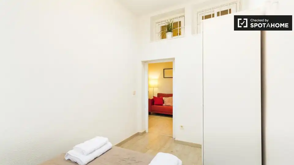 Habitació a Cortes - Huertas