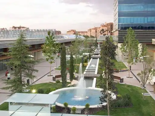 Gewerbefläche zum Verkauf in Avenida Juan Carlos I 13, imagen 6