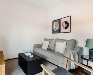 Living room of Apartment to share in  Barcelona Capital  with Air Conditioner and Terrace