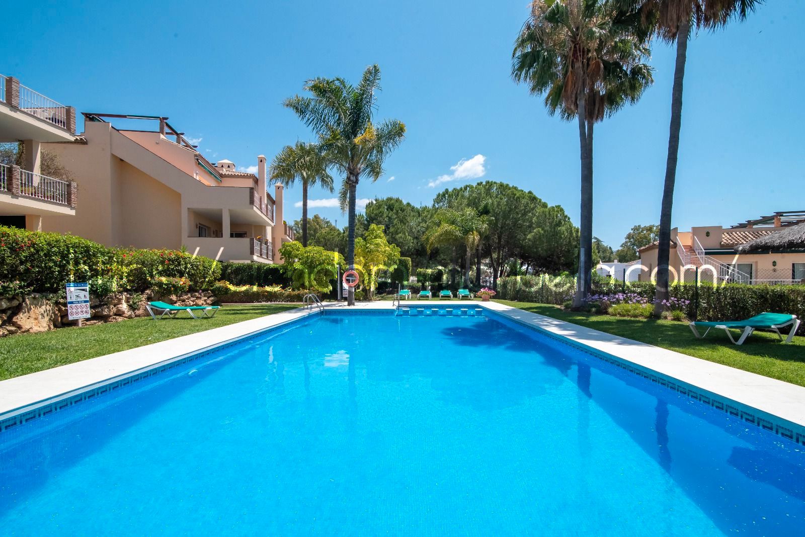 Garden of Apartment for sale in Marbella  with Air Conditioner, Terrace and Furnished