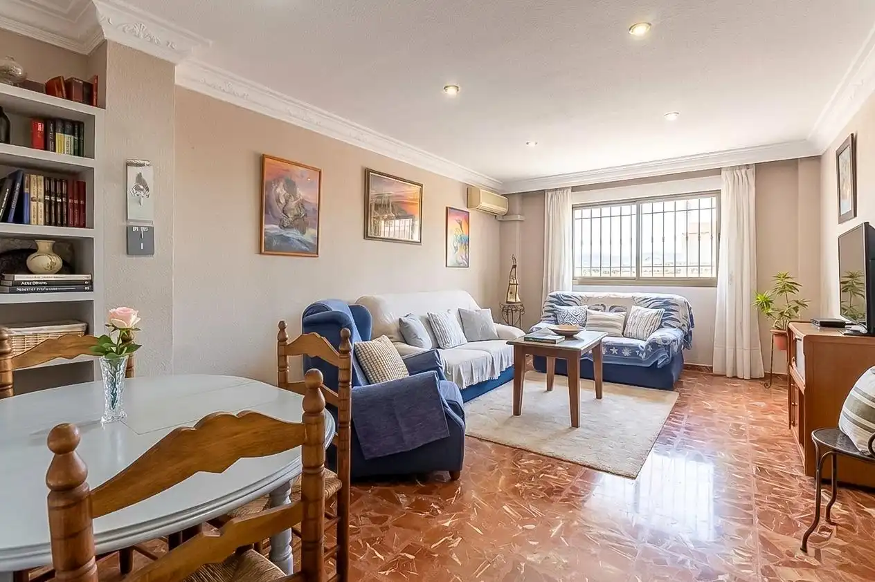 Sala d'estar de Casa o xalet en venda en Motril