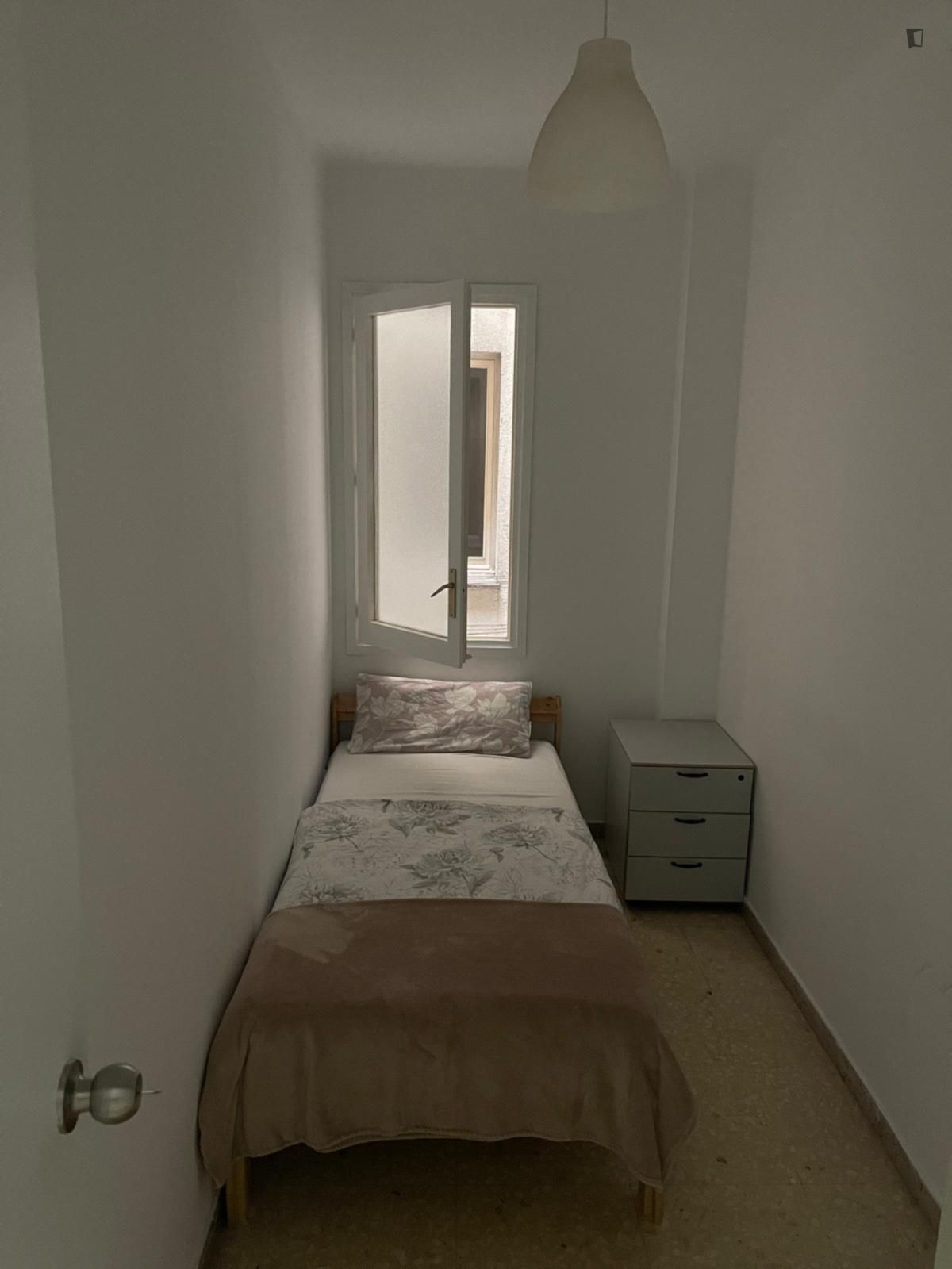 Habitación de Apartamento para compartir en  Barcelona Capital con Aire acondicionado, Amueblado y Horno