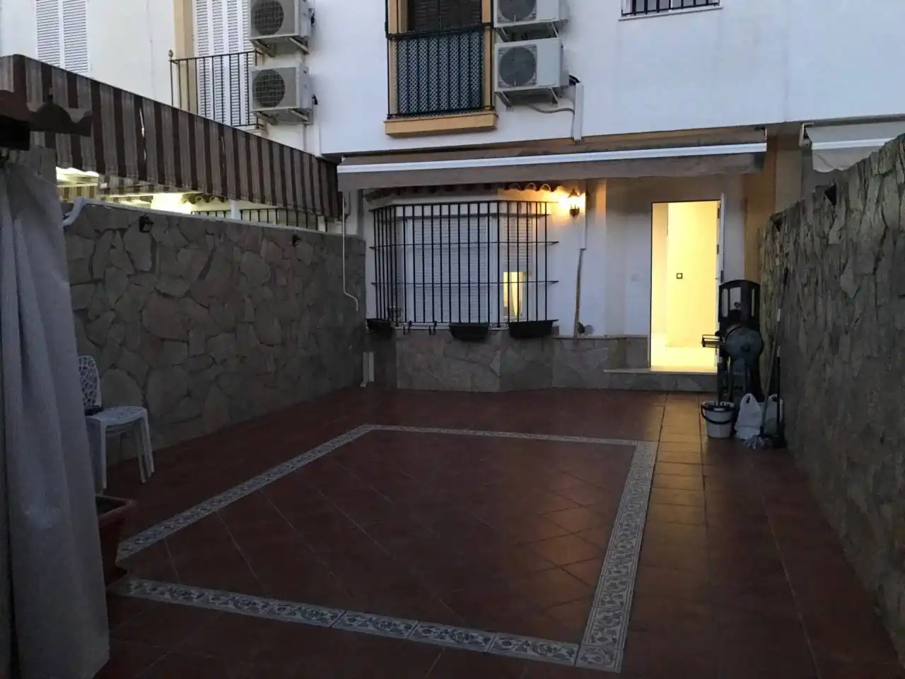 Casa adosada de lloguer a Parque Atlántico - Ronda este