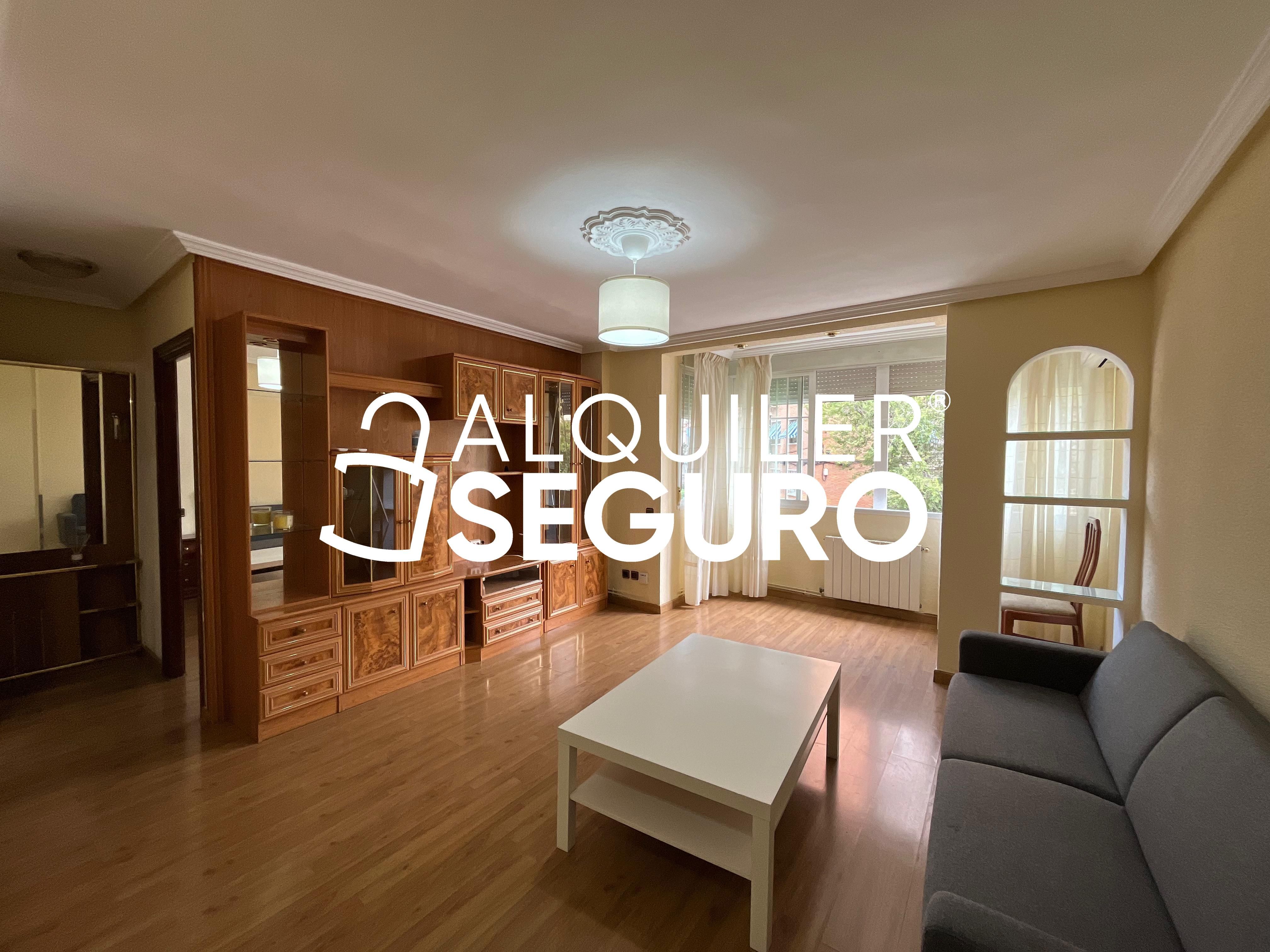 Exterior view of Flat to rent in Alcorcón  with Air Conditioner, Heating and Furnished