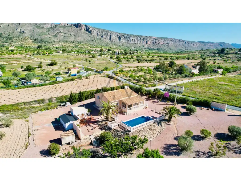 Villa mit Pool zum Verkauf in Partida Solana Alta De Algayat, imagen 2