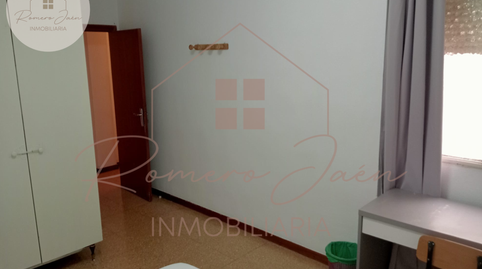 Foto 5 de Pis en venda a Peñamefecit - Avda Barcelona,  Jaén Capital