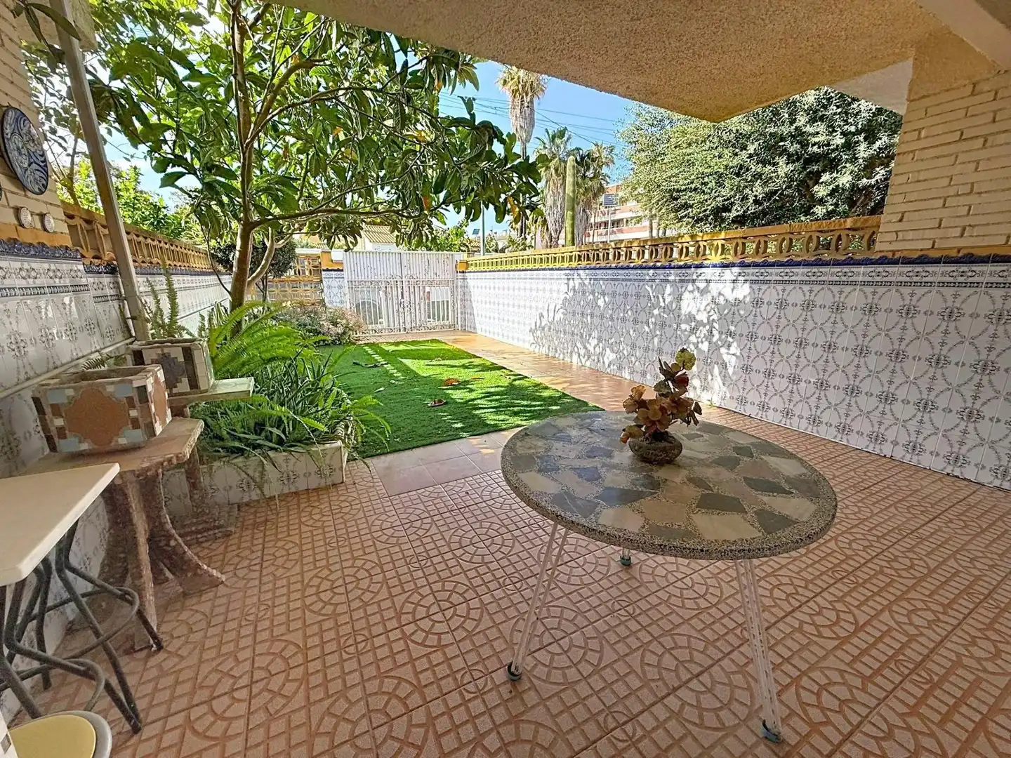 Terrasse von Einfamilien-Reihenhaus zum Verkauf in El Vendrell mit Terrasse und Balkon