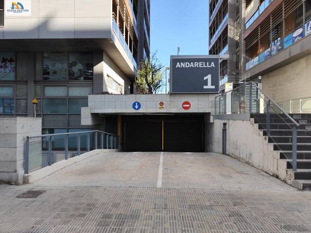 Garaje en Alquiler en Calle ANDARELLA en Faitanar