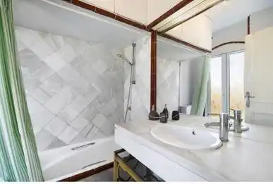 Badezimmer von Maisonette zur Miete in El Puerto de Santa María mit Klimaanlage, Terrasse und Möbliert
