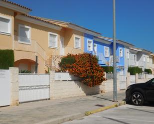 Vista exterior de Casa o xalet de lloguer en El Verger amb Aire condicionat, Jardí privat i Terrassa