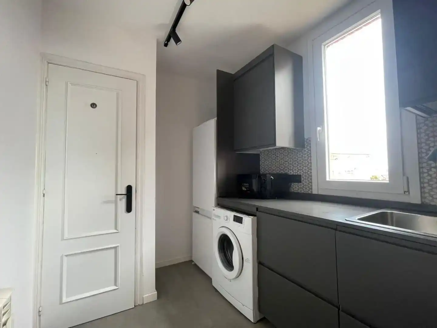 Cocina de Dúplex de alquiler en Santander con Aire acondicionado, Parquet y Amueblado