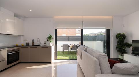 Foto 5 de Casa adosada en venda a Calle Reino Unido, La Marina, Alicante