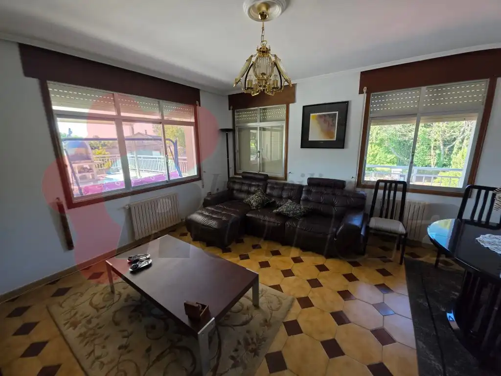 Sala de estar de Casa o chalet en venta en Lugo con Terraza y Amueblado
