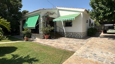 Ubicada en una de las mejores zonas residenciales de Mutxamel, esta casa independiente ofrece una excelente combinación de amplitu, imagen 2