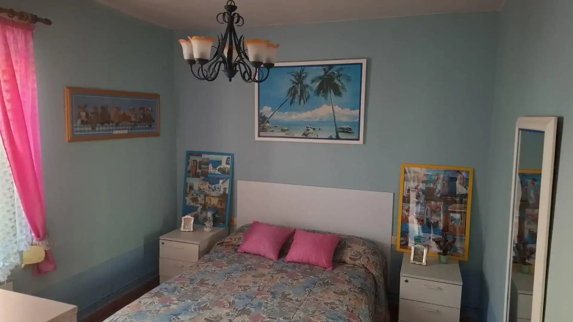 Habitación de Casa adosada en venta en Narón