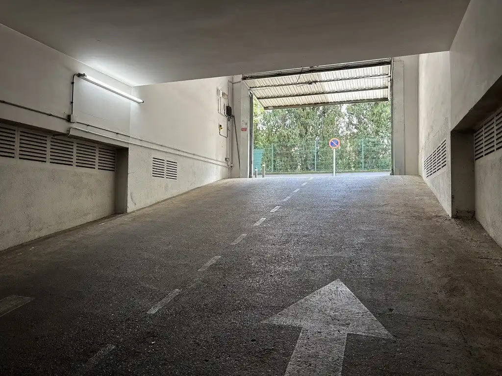 Parking for sale in Olot, imagen 8