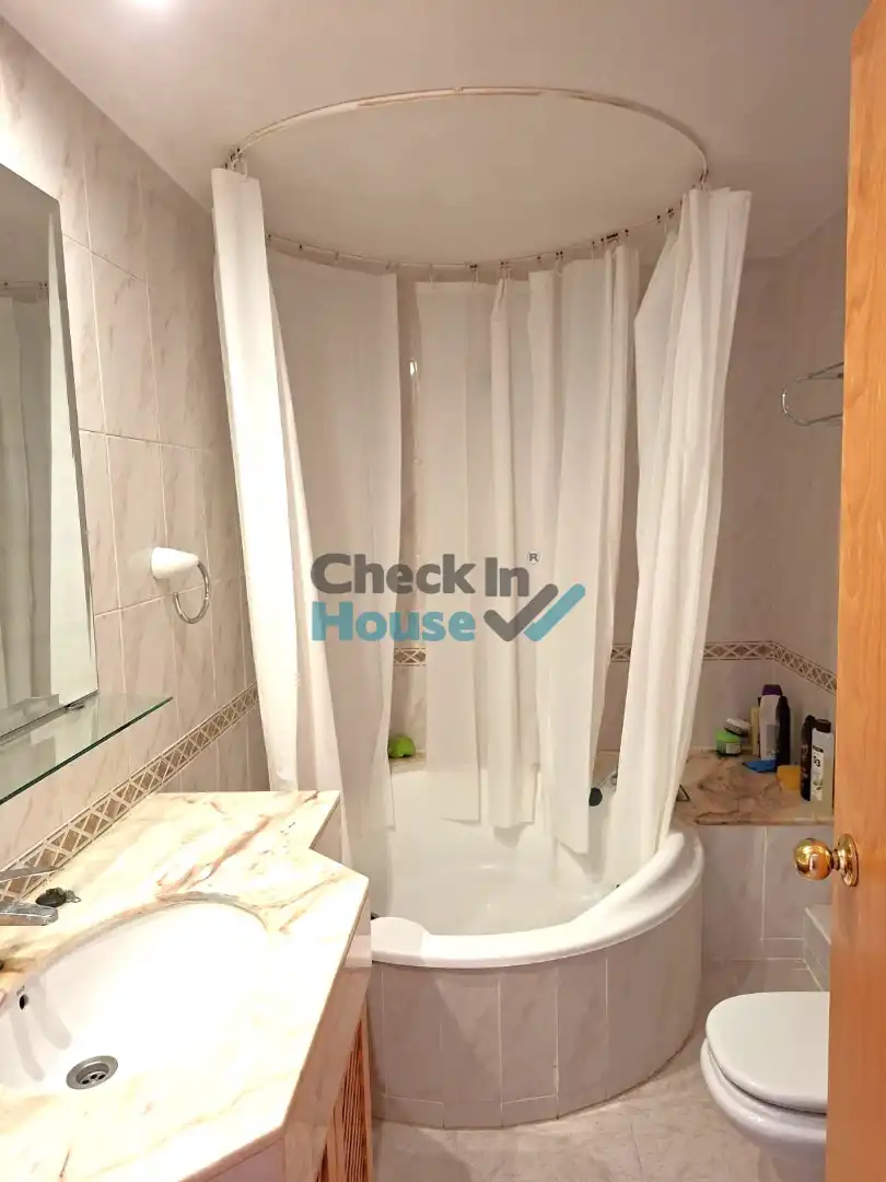 Bathroom of Detached homes for rent in Sant Feliu de Guíxols  with Heating, Private garden and Furnished