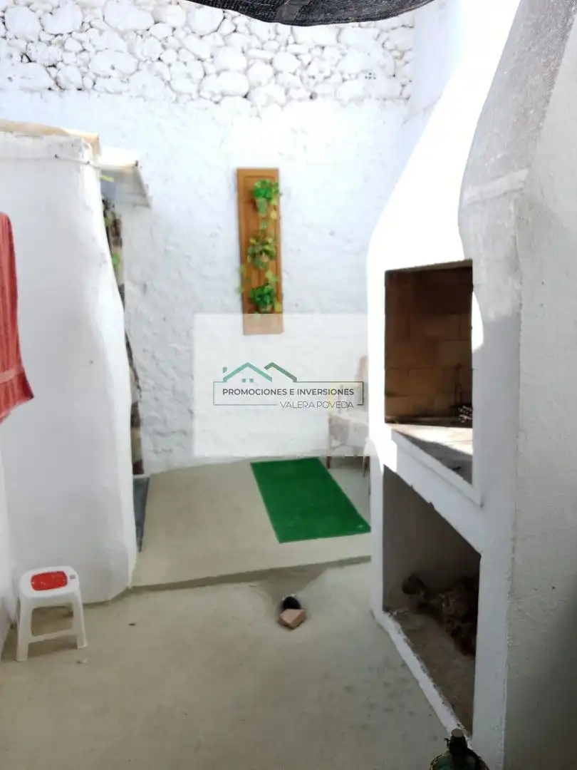Casa o xalet en venda en Solera de Gabaldón amb Jardí privat i Moblat