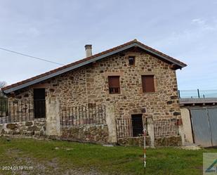 Vista exterior de Finca rústica en venda en Santa María de Cayón