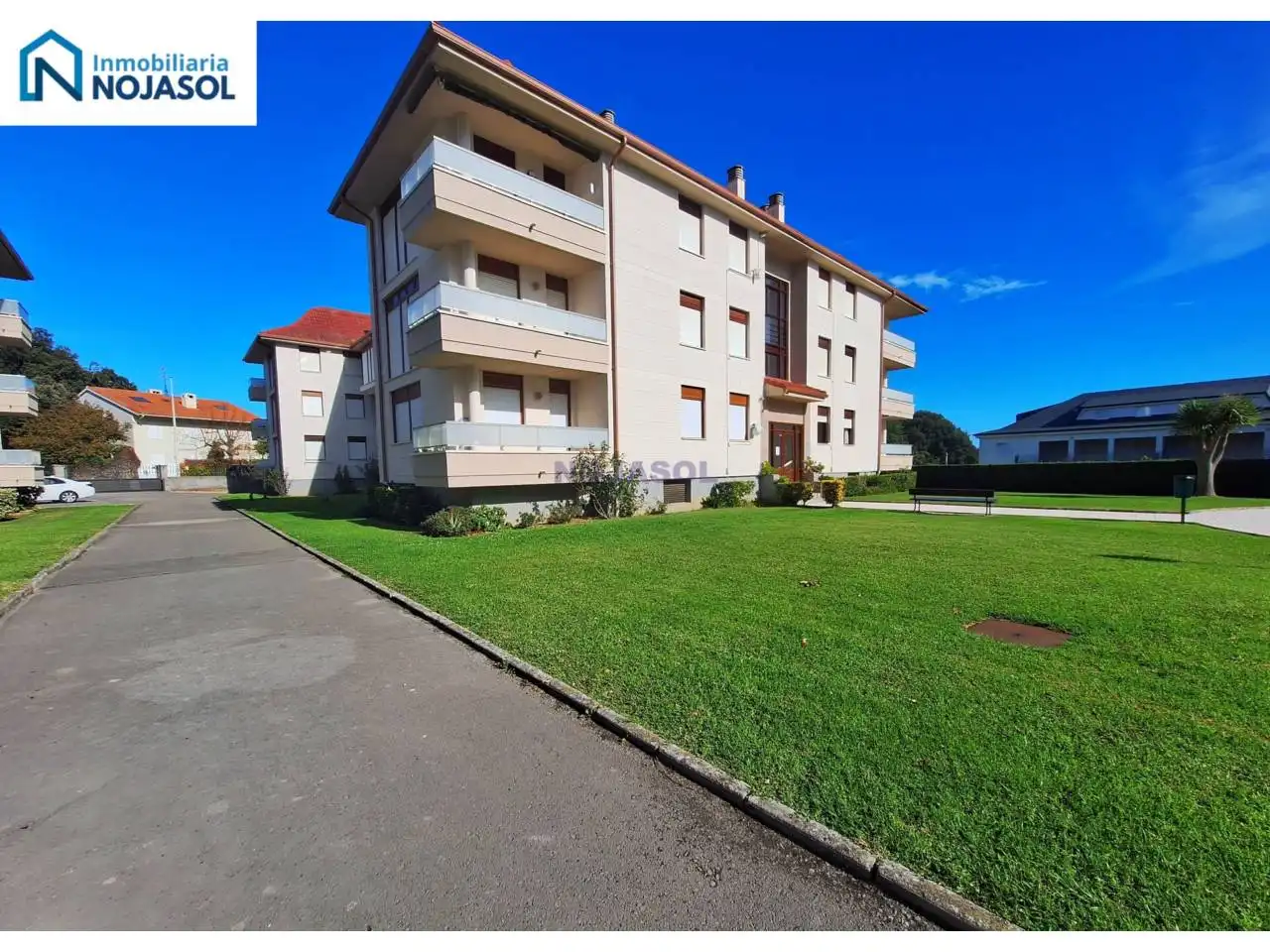 Apartament amb terrassa en venda a Calle Pinares, imagen 47