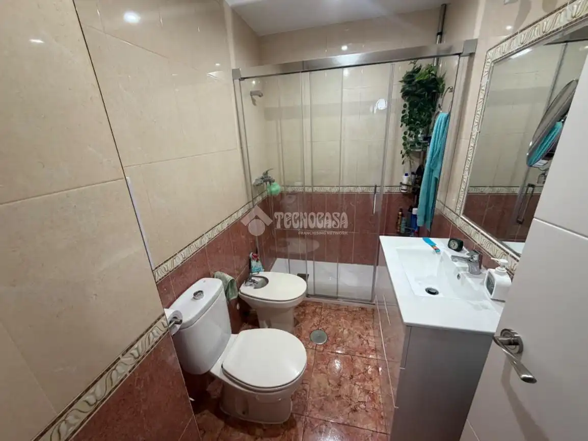 Baño de Piso en venta en Jaén con Aire acondicionado