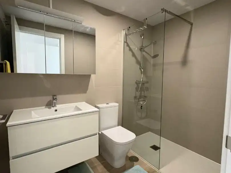 Bathroom of Flat for sale in Dénia  with Air Conditioner, Terrace and Balcony