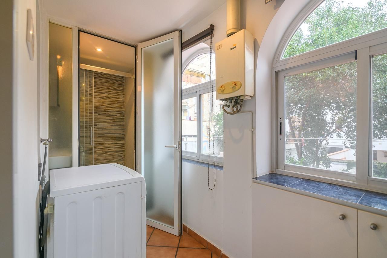 Baño de Piso en venta en  Barcelona Capital con Aire acondicionado