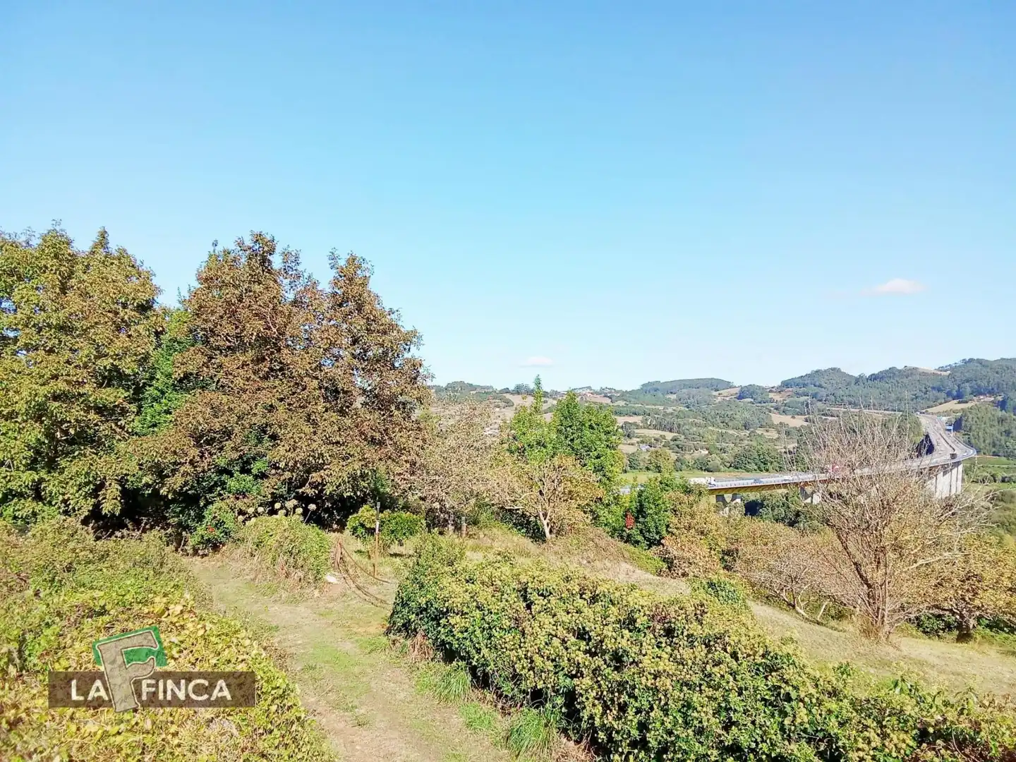 Finca rústica en venta en Pravia