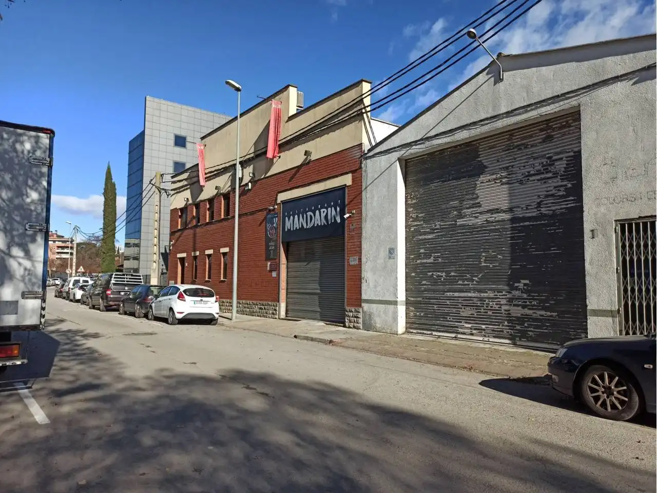 Vista exterior de Nave industrial en venta en Vic con Alarma