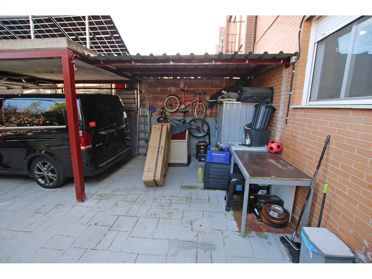 Parking de Casa adosada en venta en Yebes con Jardín privado