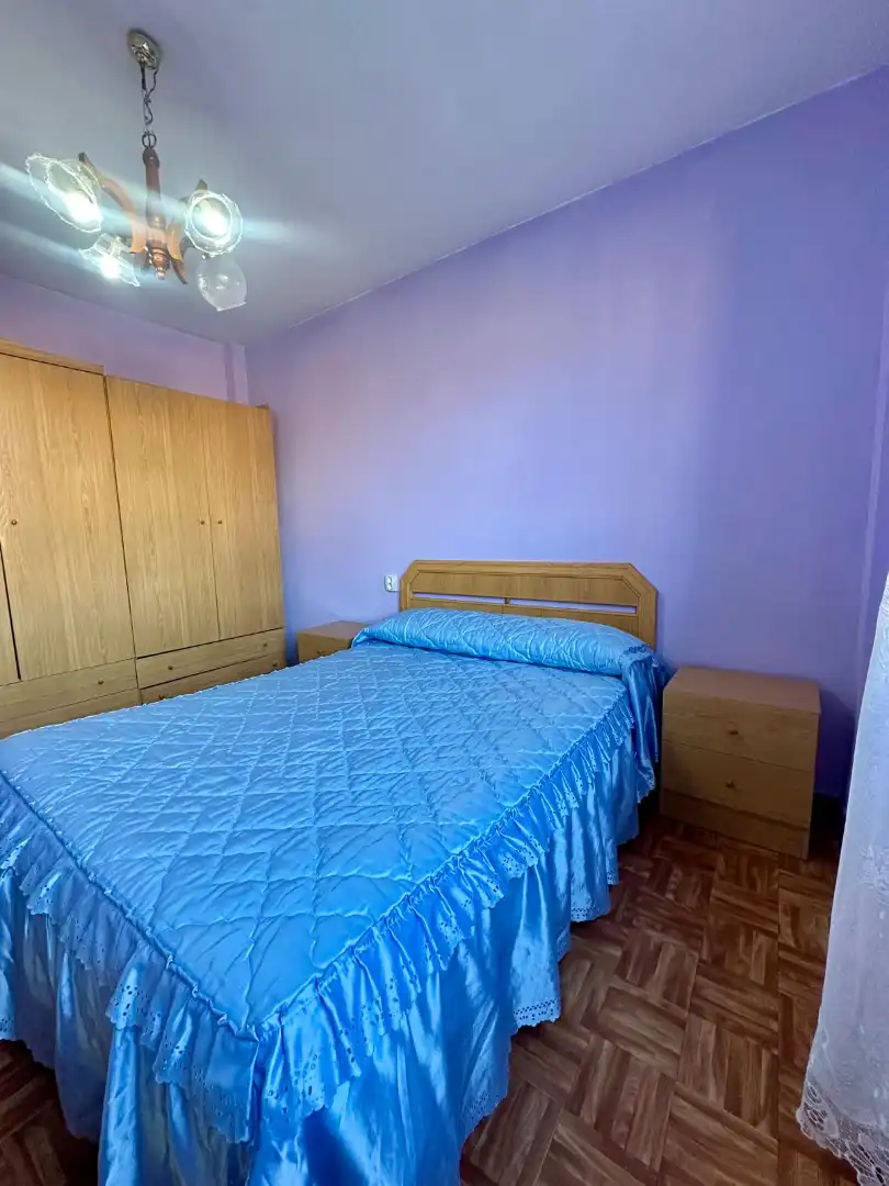 Habitación de Piso en venta en Valladolid con Calefacción, Trastero y Amueblado