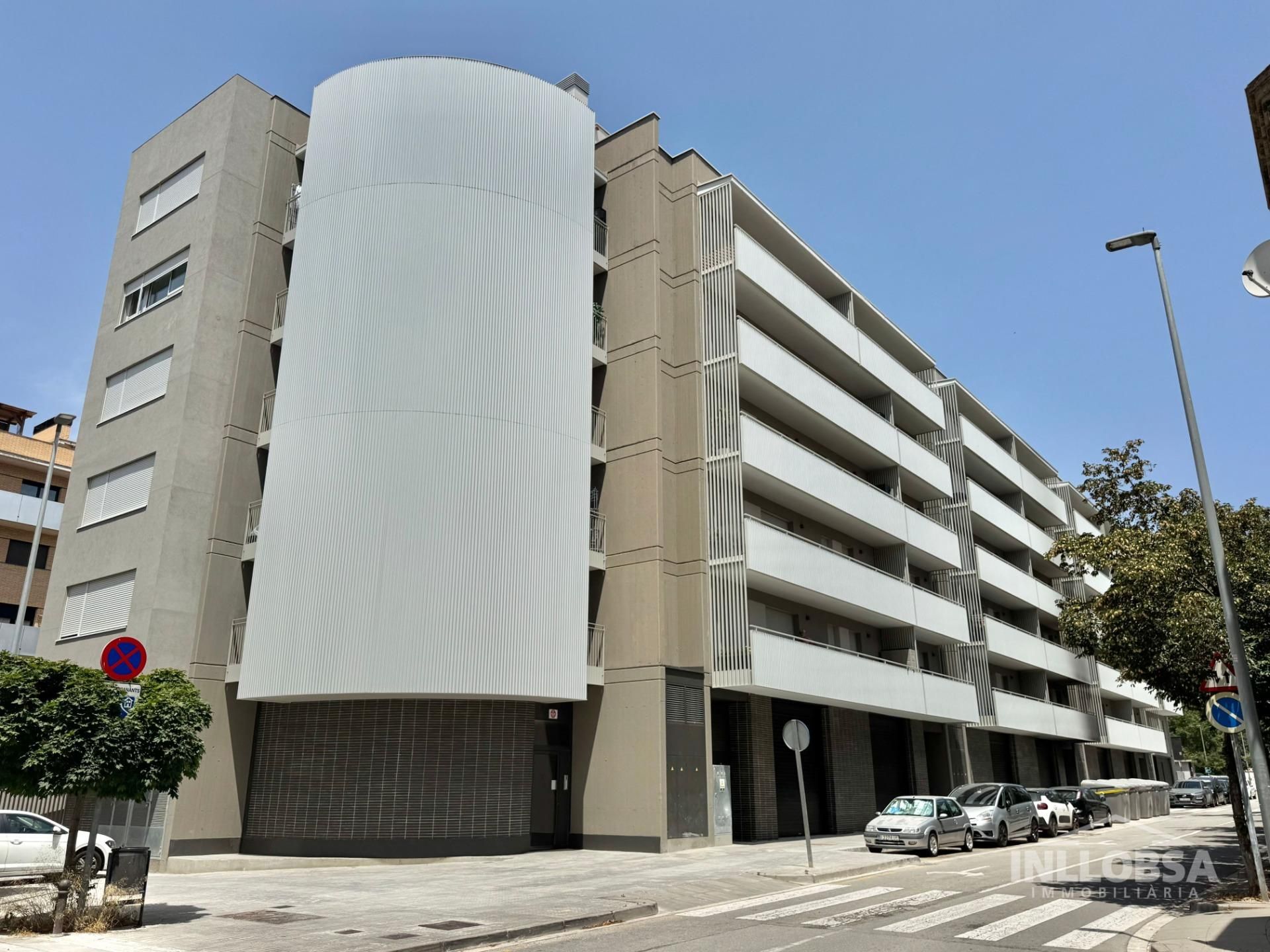 Vista exterior de Pis de lloguer en Manresa amb Aire condicionat, Parquet i Terrassa