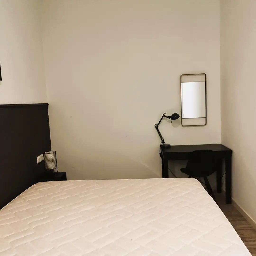 Schlafzimmer von Wohnung zur Miete in Barcelona mit Klimaanlage, Heizung und Möbliert