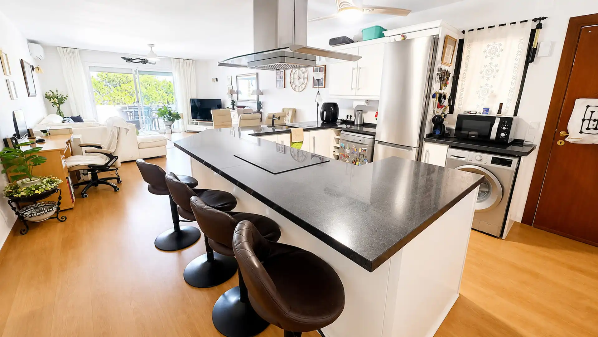 Cocina de Apartamento en venta en Estepona con Terraza, Piscina y Piscina comunitaria
