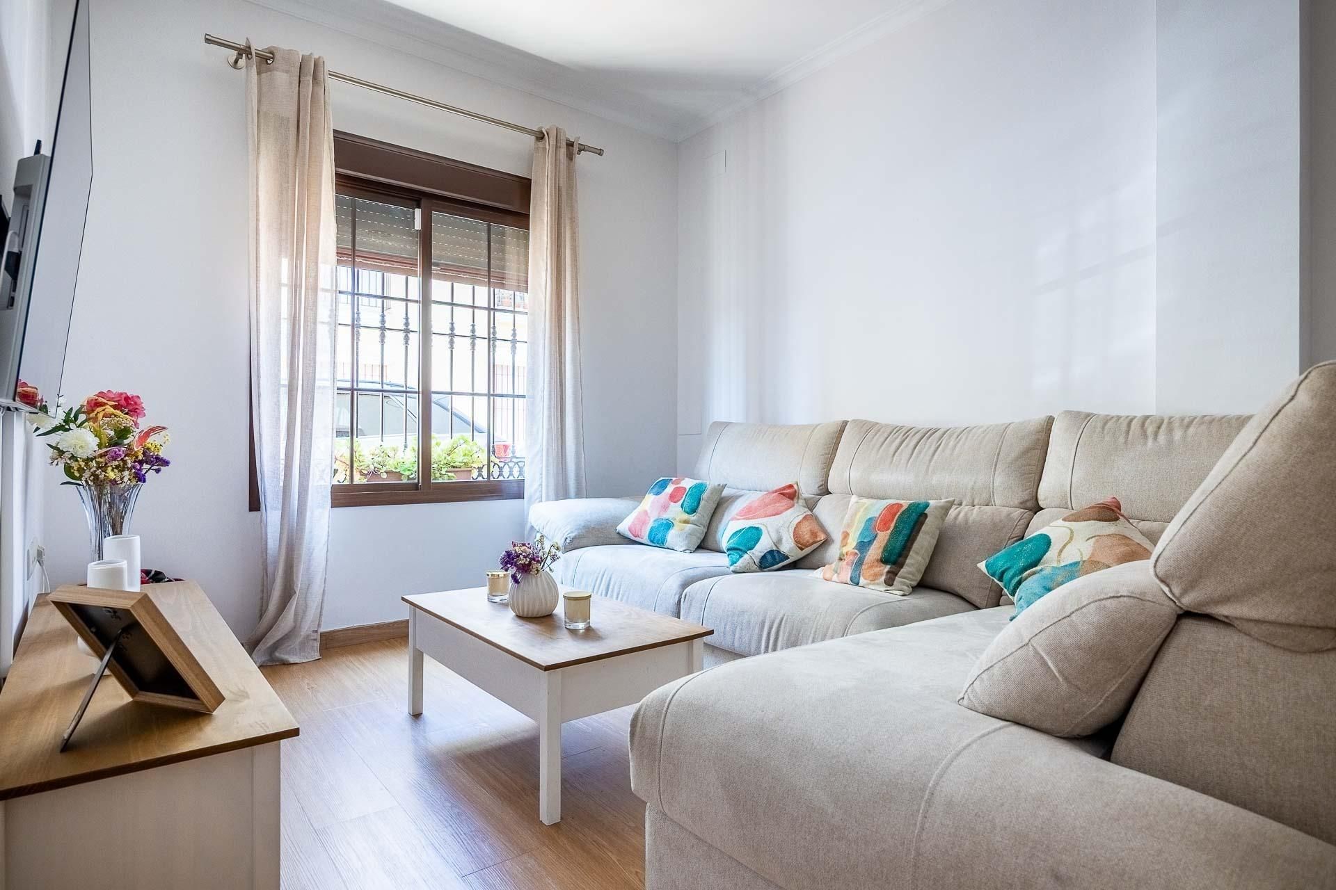 Living room of House or chalet for sale in Alcalá de Guadaira  with Air Conditioner, Heating and Private garden