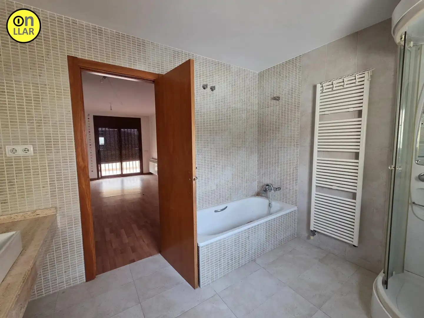 Bathroom of Houses for sale in Sant Pere de Ribes  with Balcony