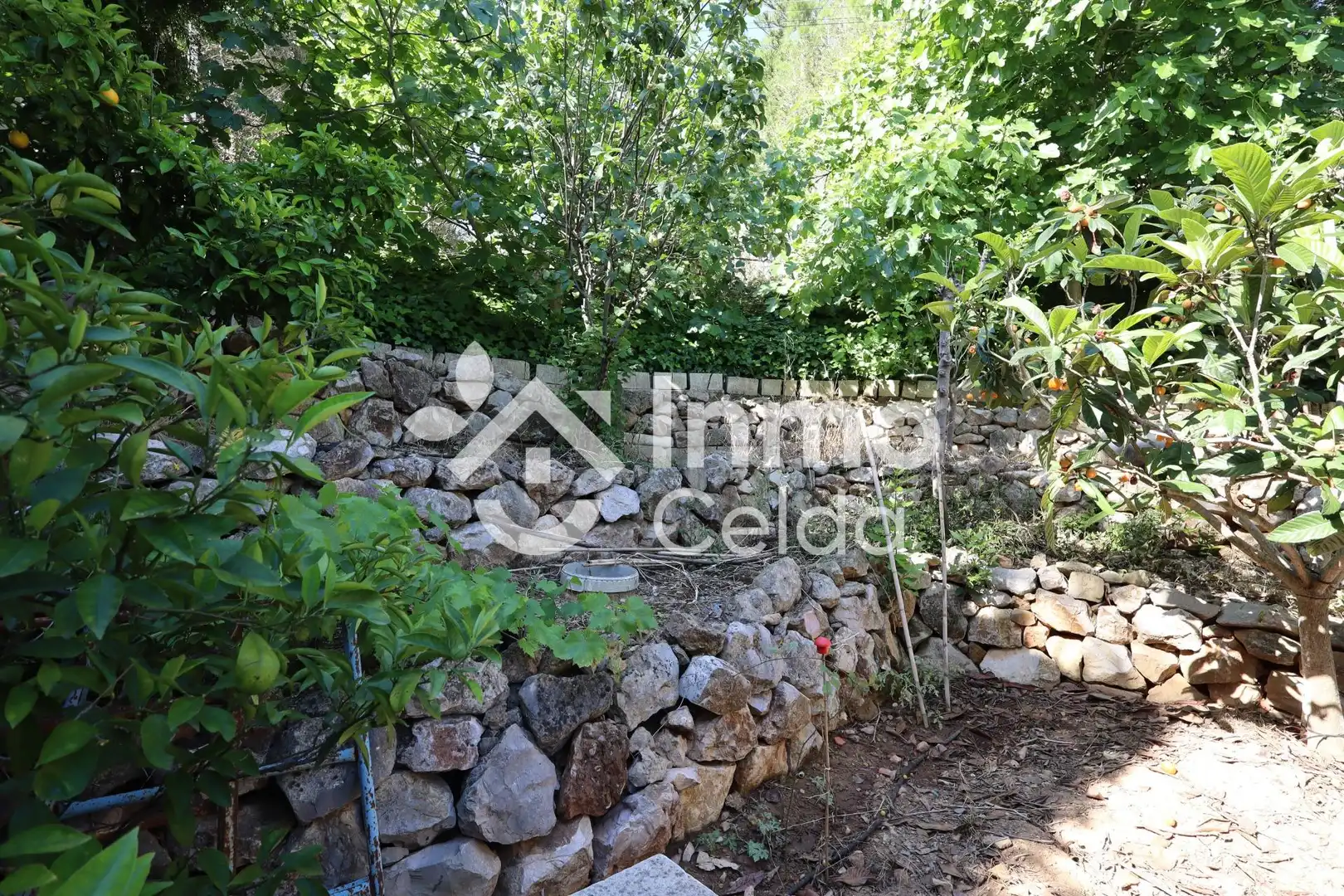 Casa adosada en venta en Chiva con Calefacción, Jardín privado y Terraza