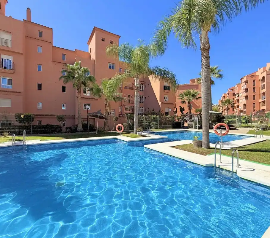 Piso con piscina en venta en El Castillo, imagen 6