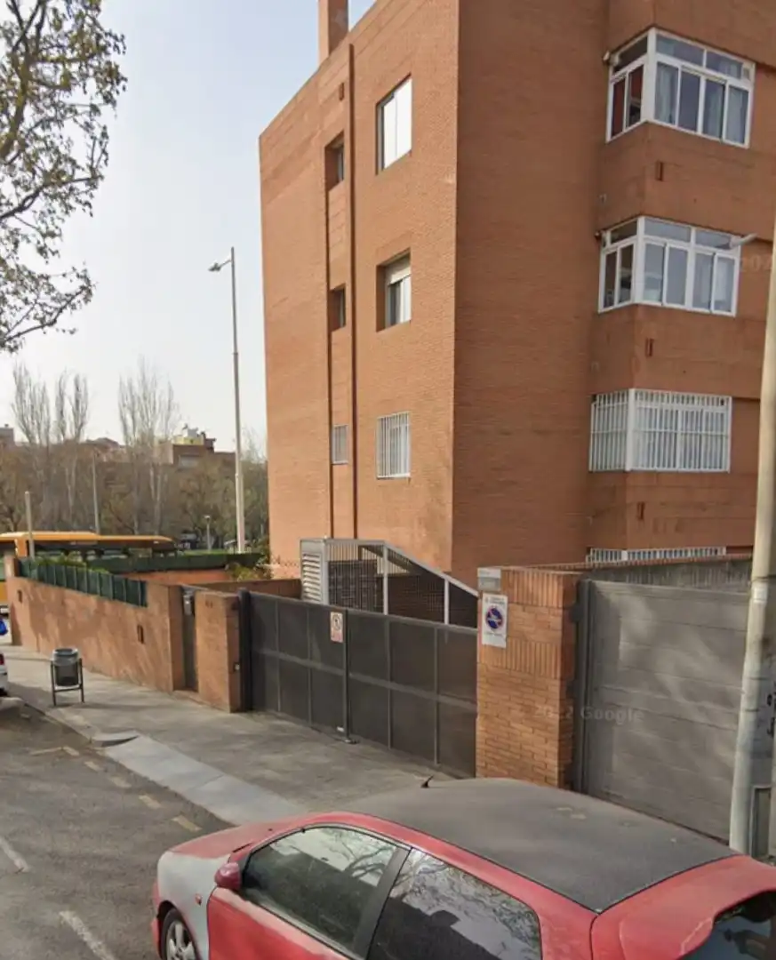 Parkplatz von Garage zur Miete in Santa Coloma de Gramenet