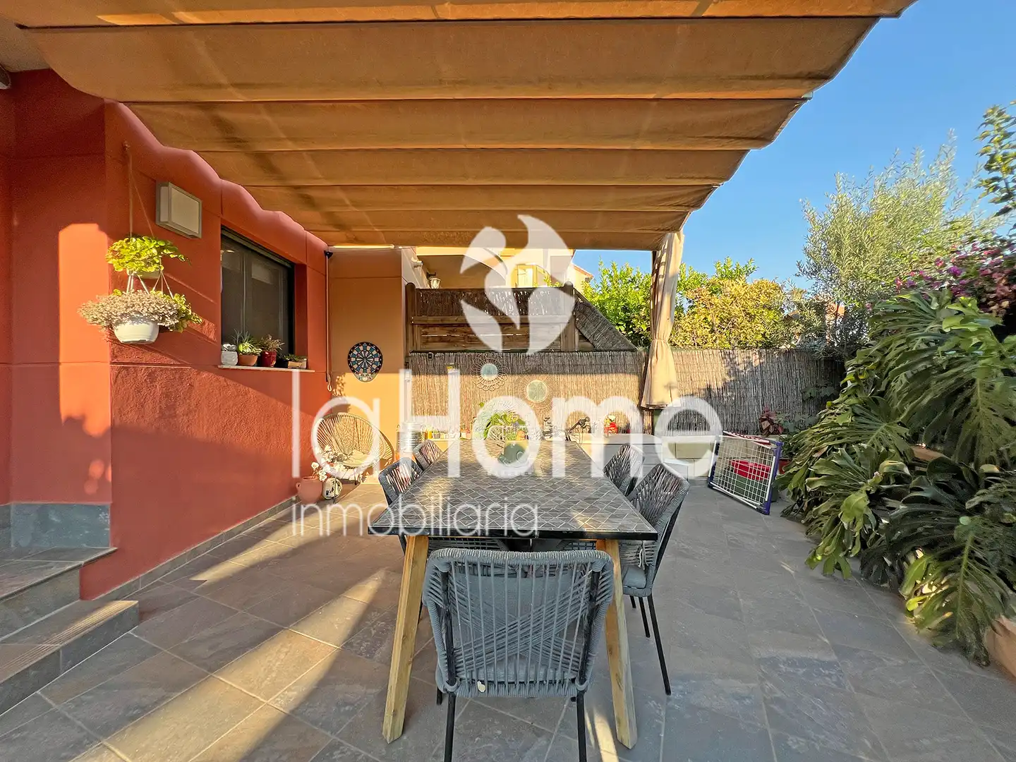 Terraza de Casa adosada en venta en Bétera con Aire acondicionado, Calefacción y Jardín privado