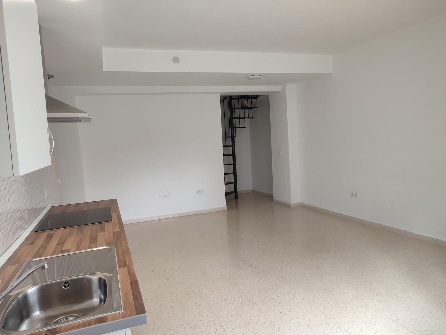 Duplex for sale in Sanlúcar la Mayor