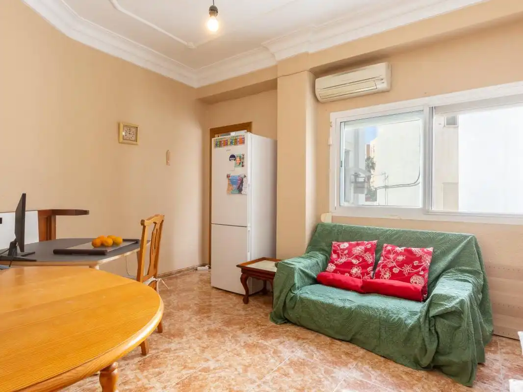 Dormitori de Pis en venda en  Valencia Capital amb Aire condicionat i Calefacció